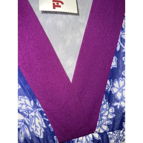 Sweet Peas Blue Floral Dress -- Large - Picture 10 of 10